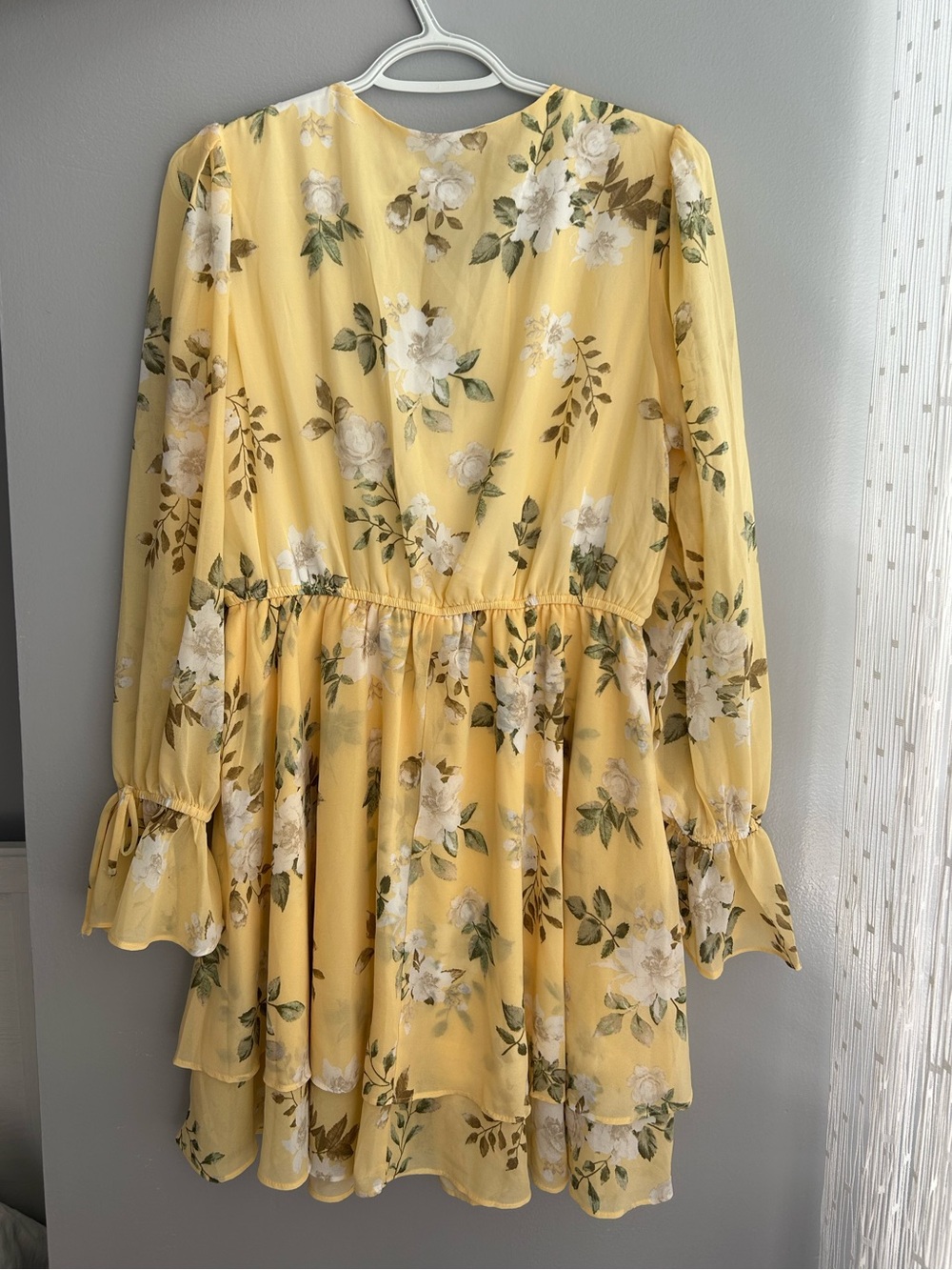 Suzy Yellow Floral Ruffle V-Neck Dress - Picture 9 of 12
